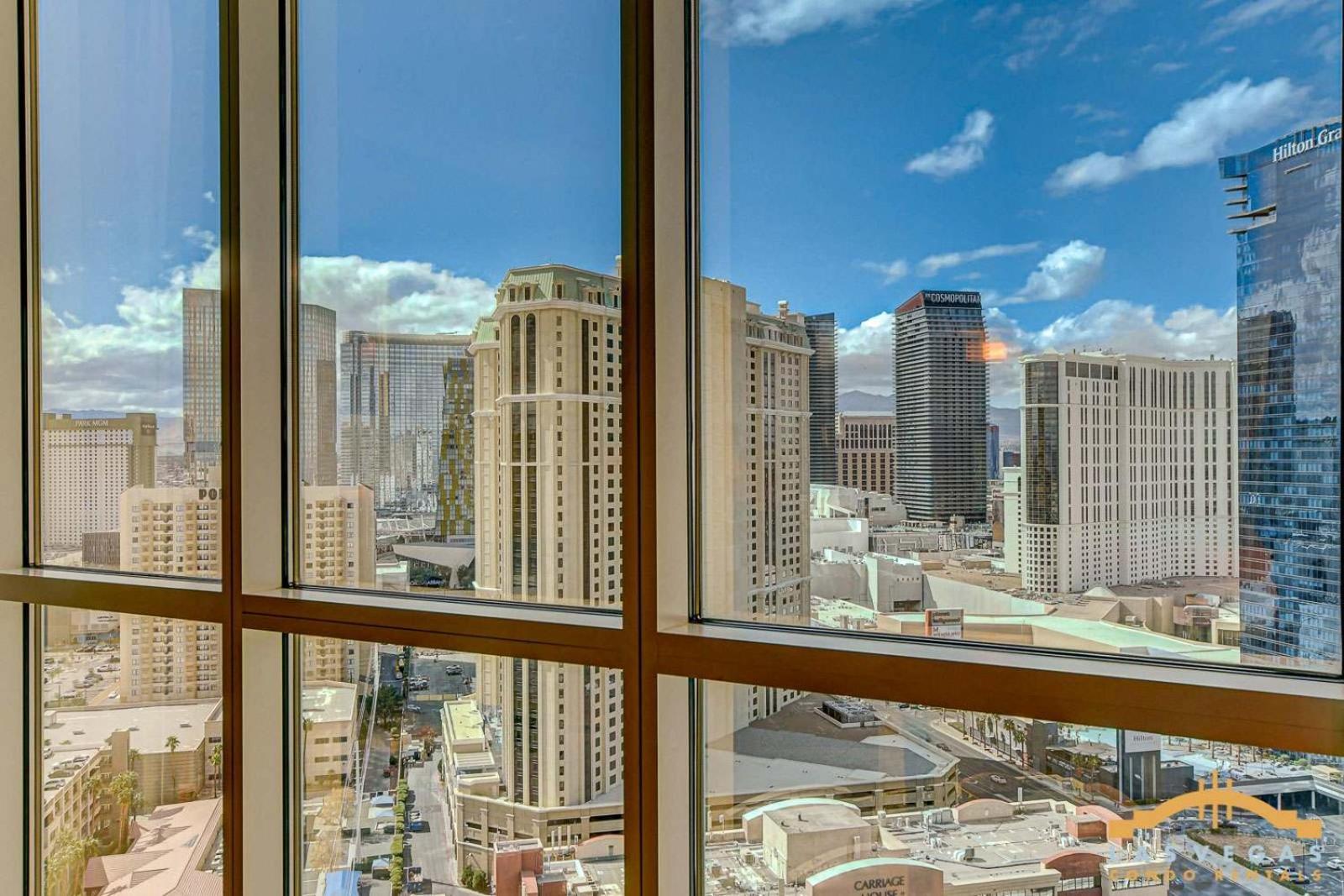 Mgm Signature-25-711 Strip View Jacuzzi Ferienhaus *